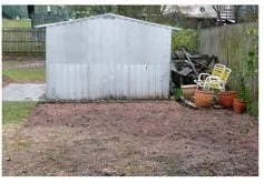 picture of before and after stumpgrinding a stump in brisbane 1